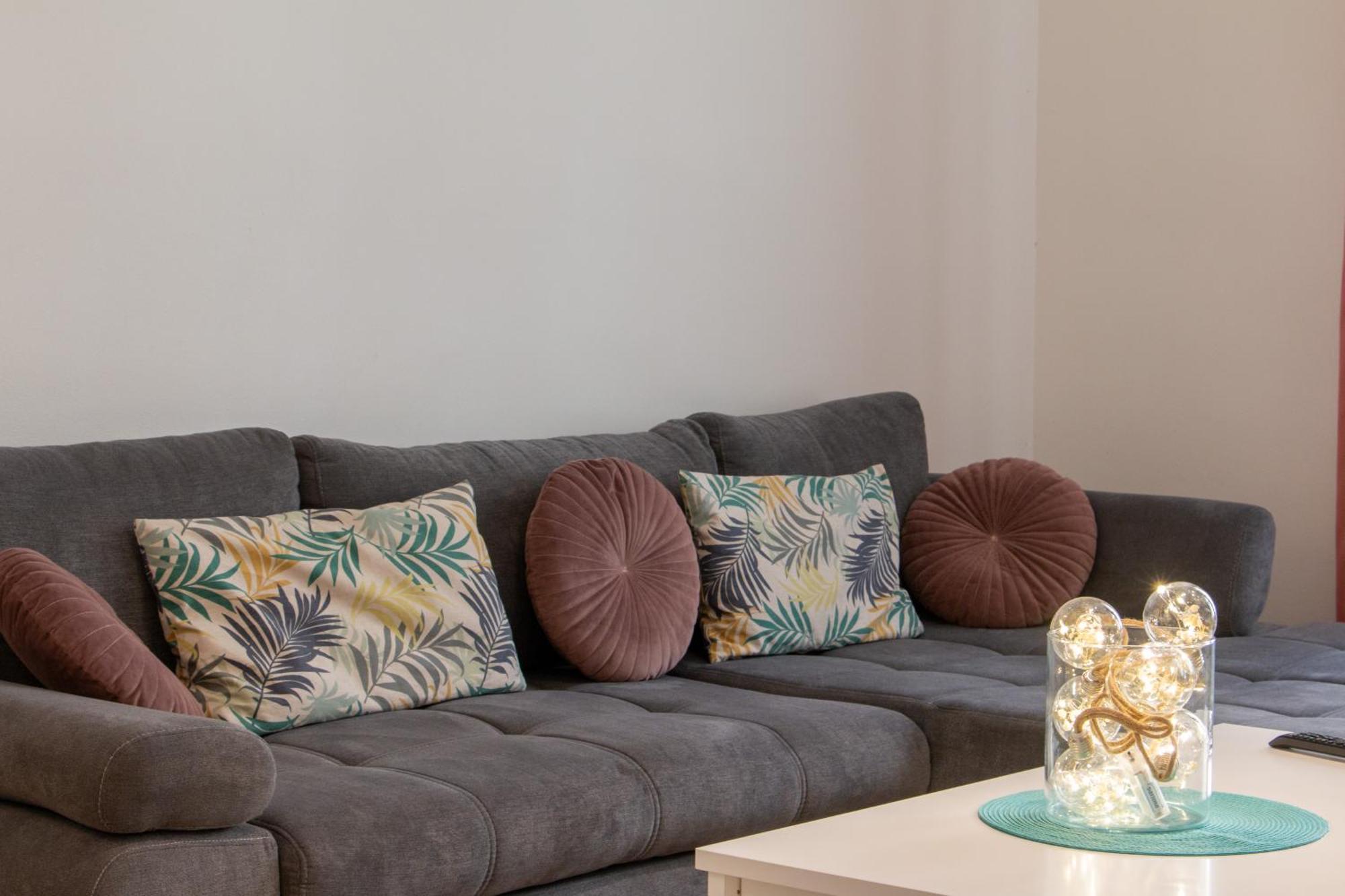 Riverside Cr Apartment Praga Exterior foto