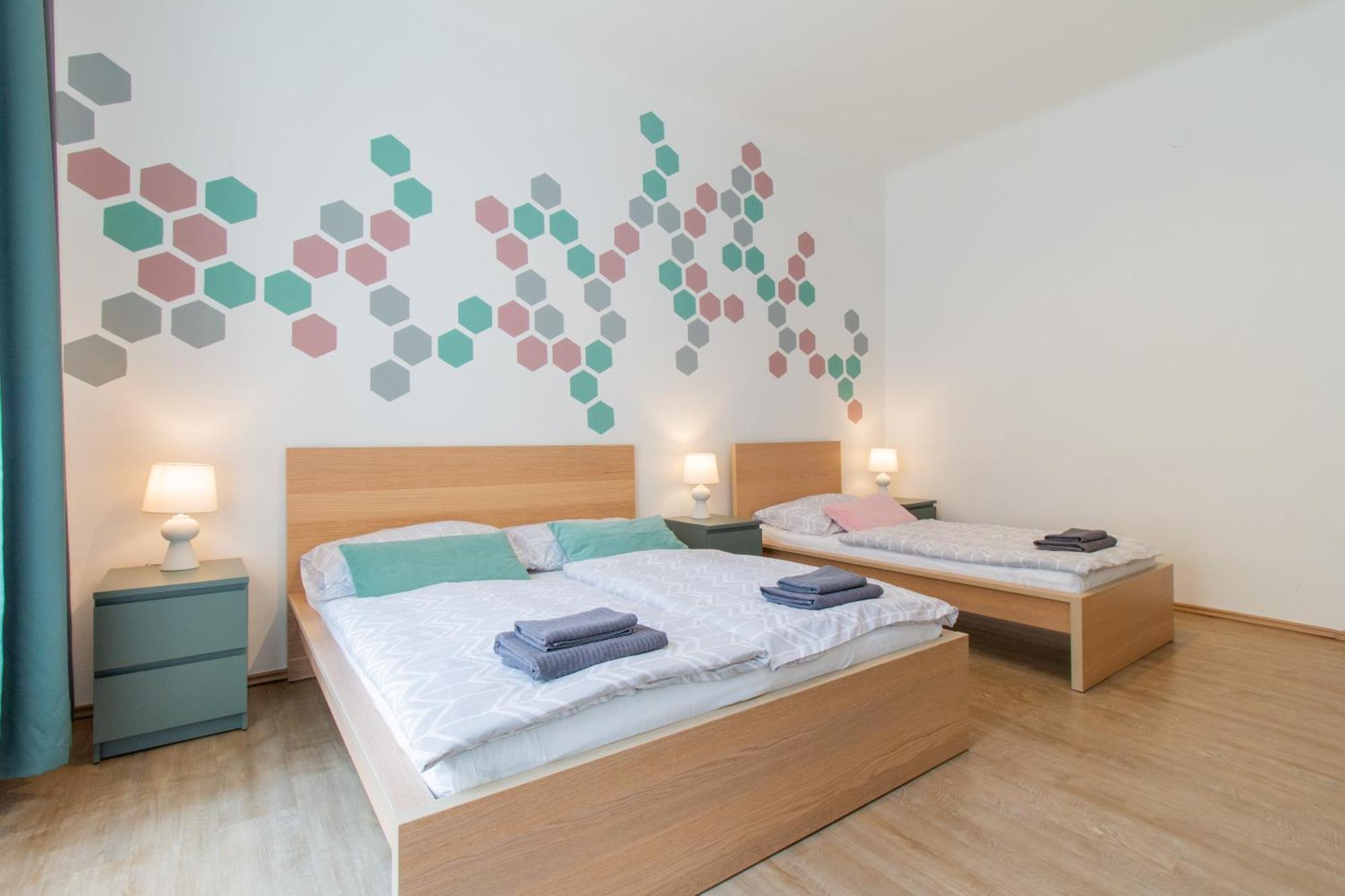 Riverside Cr Apartment Praga Exterior foto