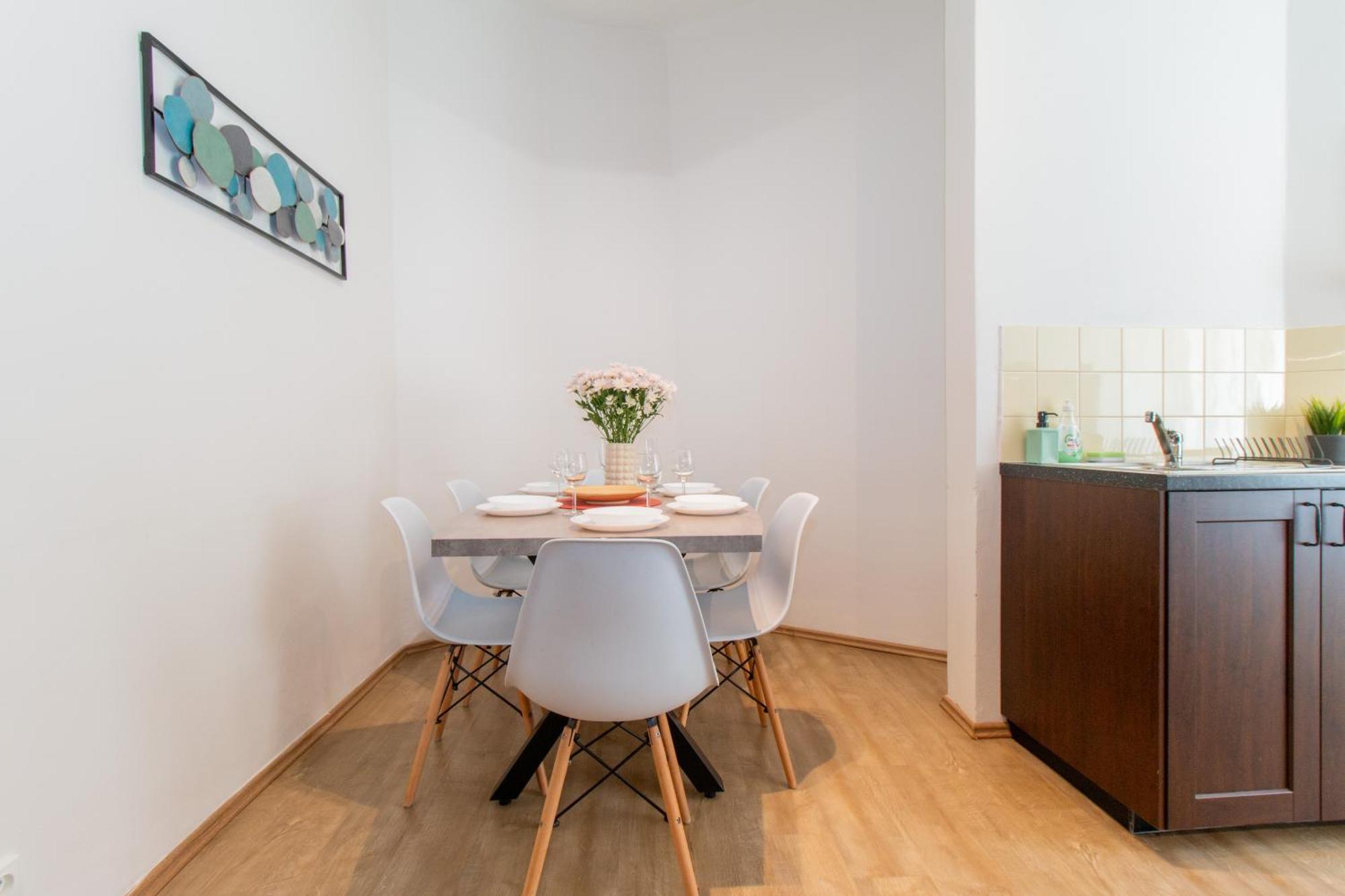 Riverside Cr Apartment Praga Exterior foto
