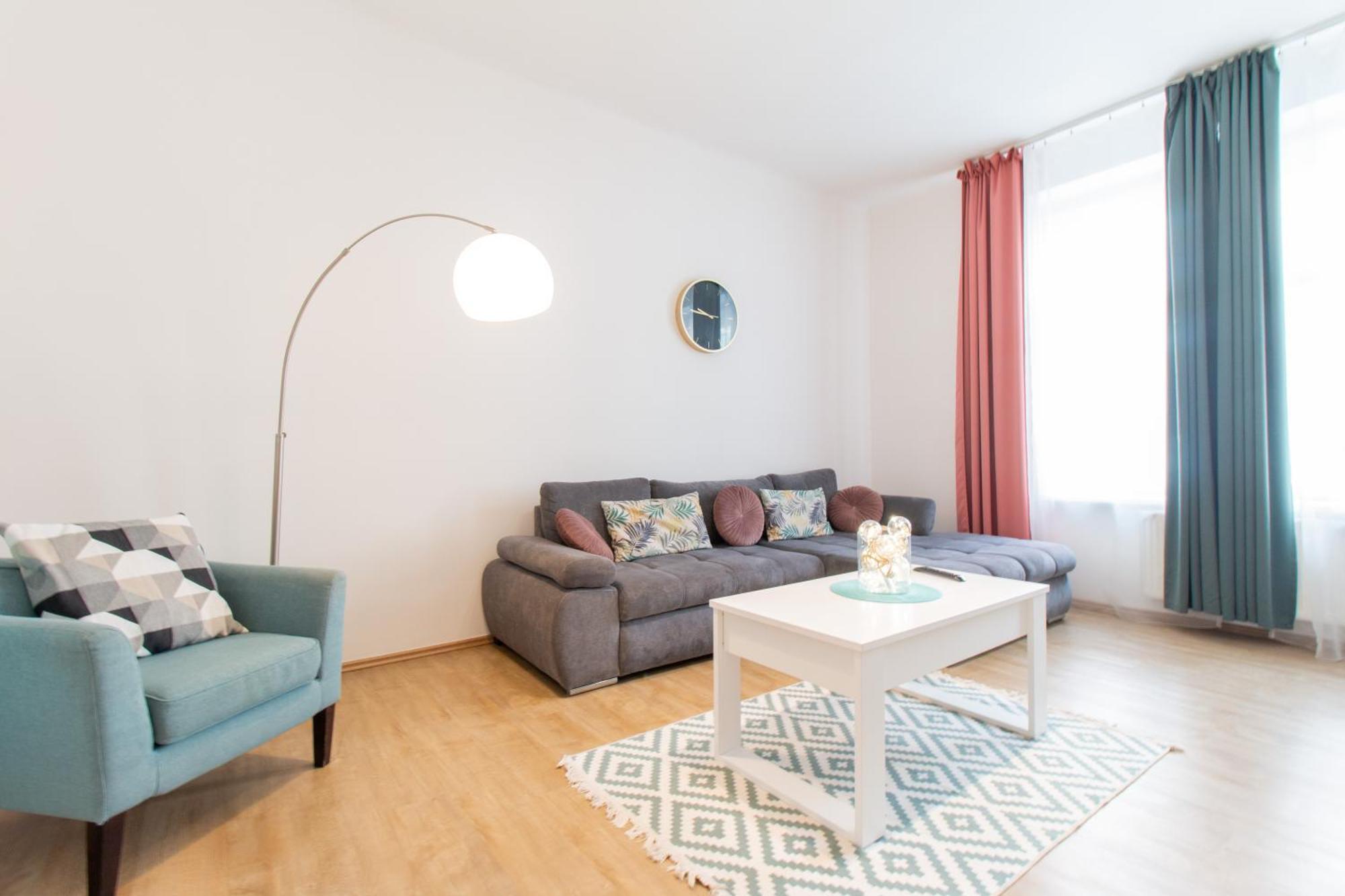 Riverside Cr Apartment Praga Exterior foto