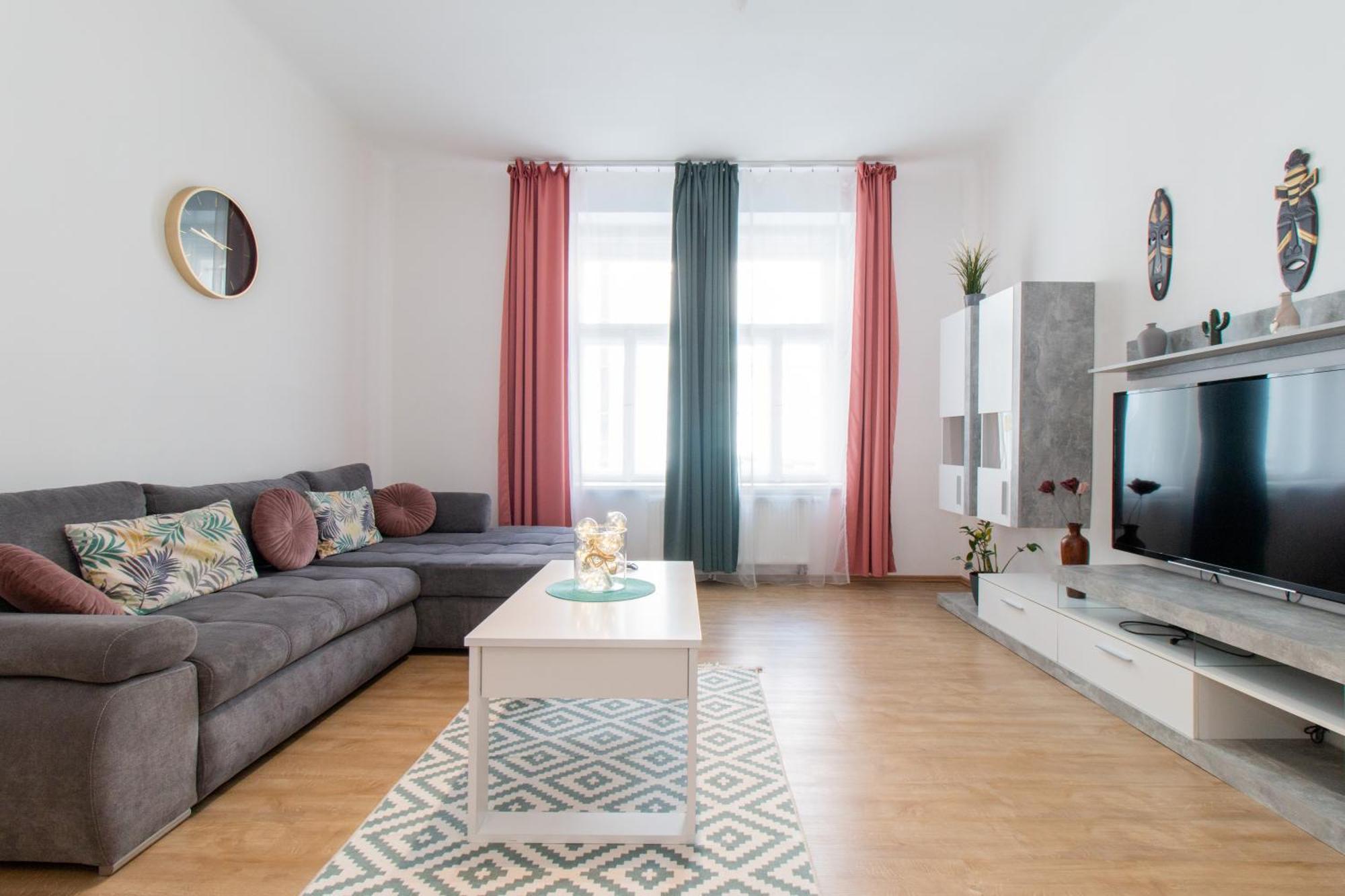 Riverside Cr Apartment Praga Exterior foto