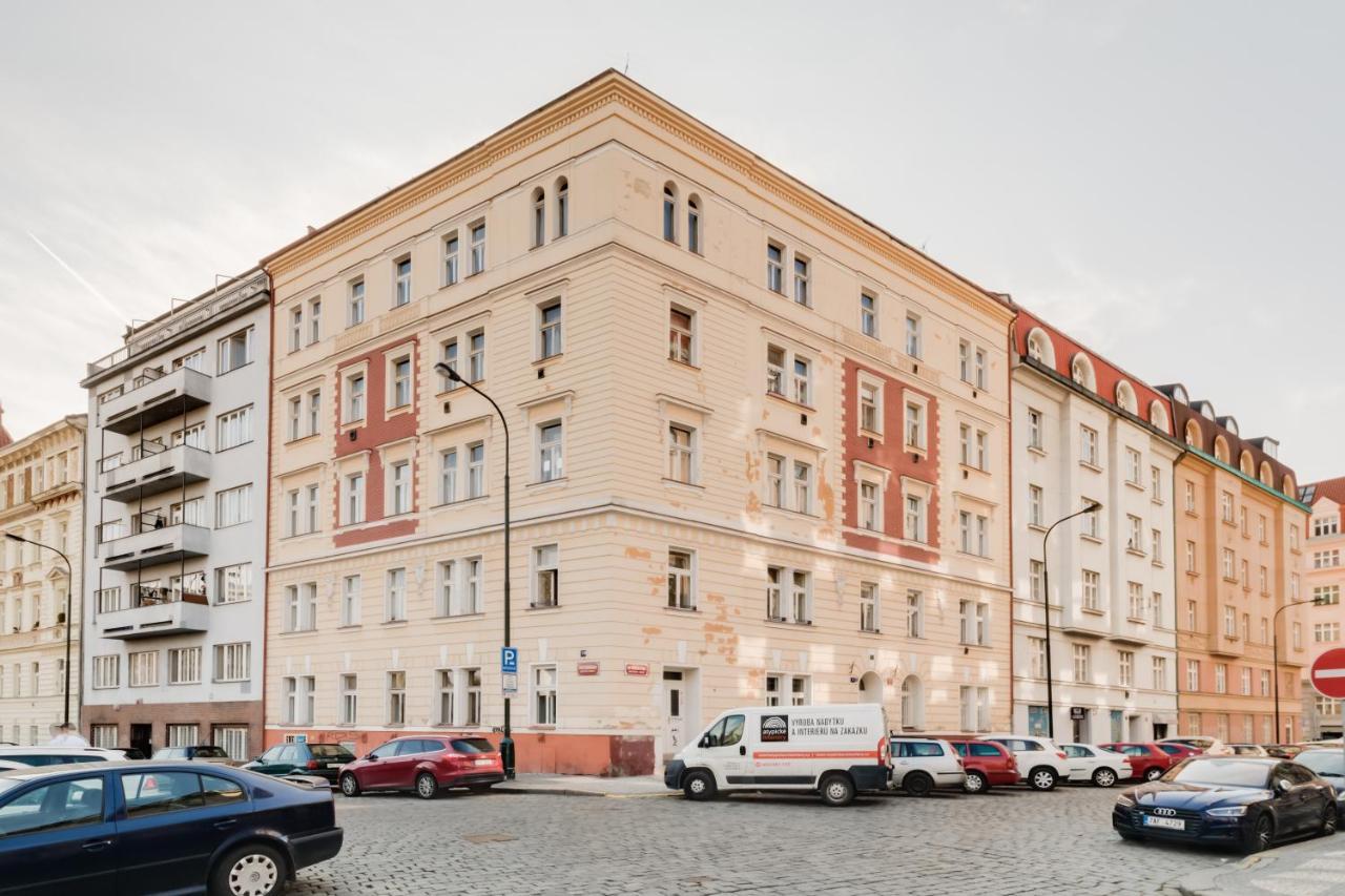 Riverside Cr Apartment Praga Exterior foto